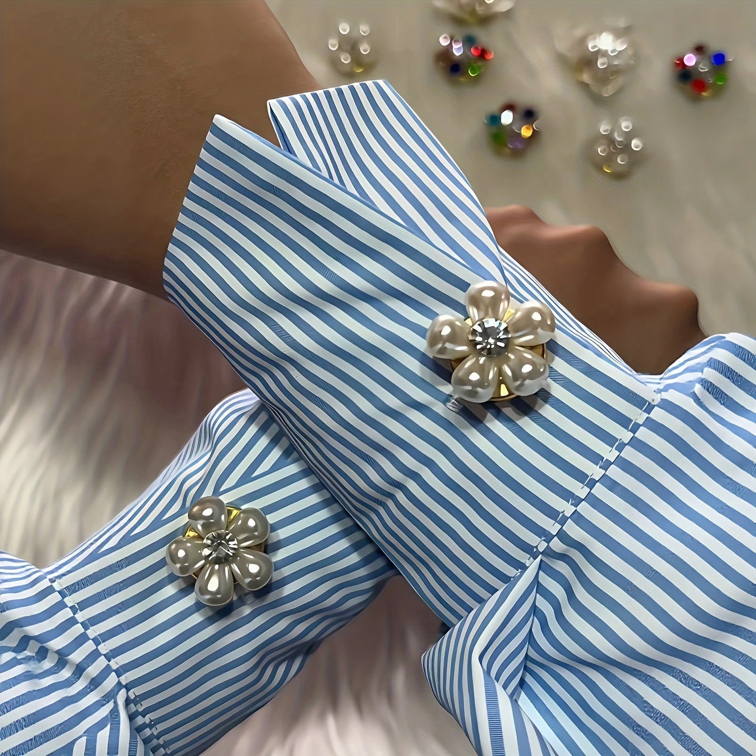Florette - Five-Petal Flower Button Cover Brooch