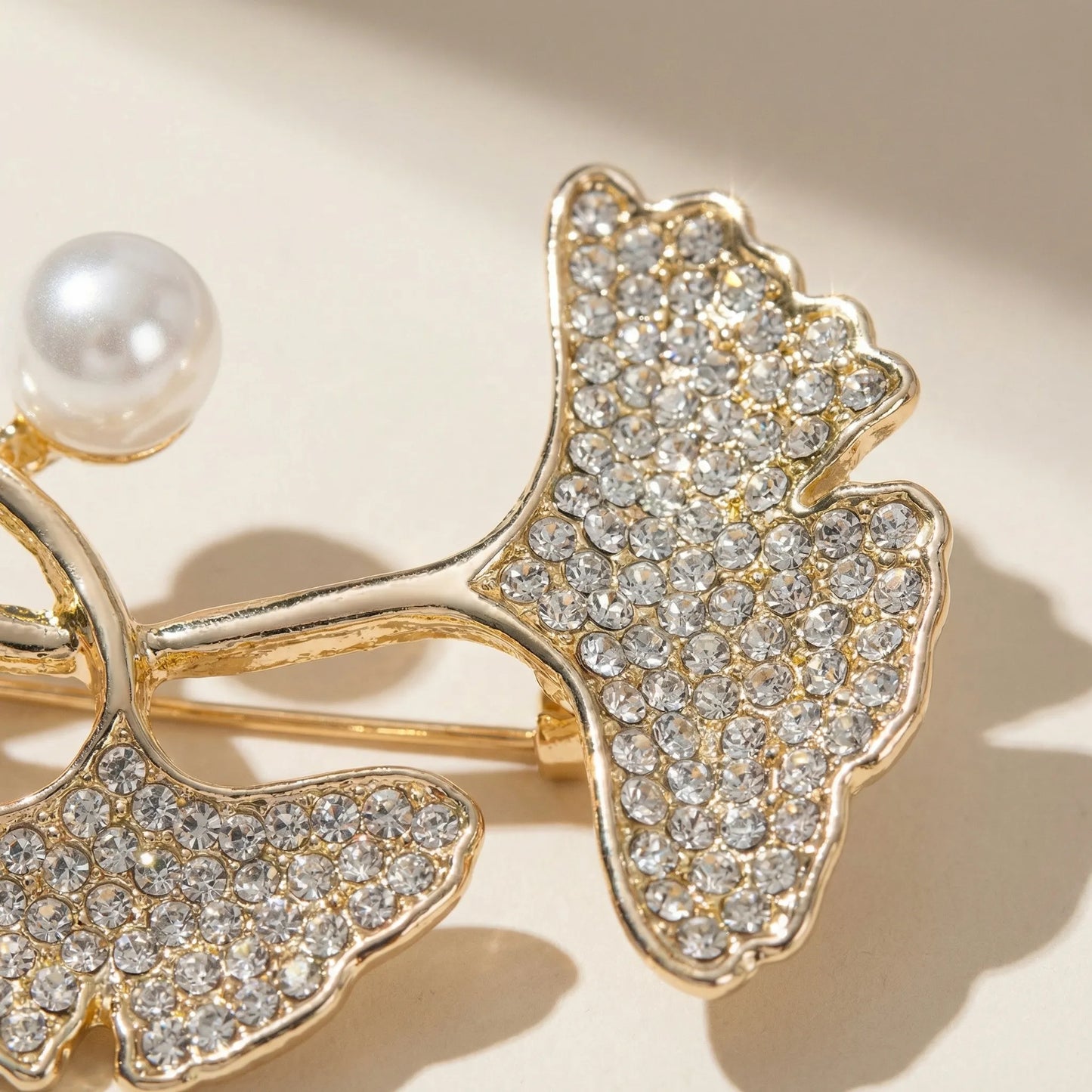 Ginkova - Crystal-Set Ginkgo Leaf Brooch