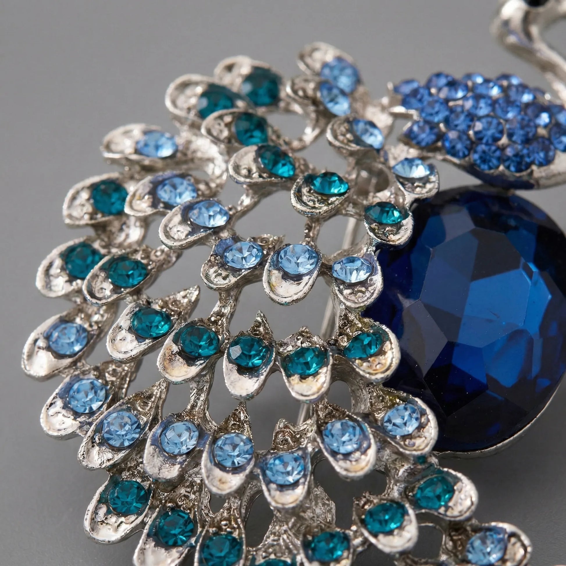 Plumara - Decorative Peacock Motif Lapel Brooch
