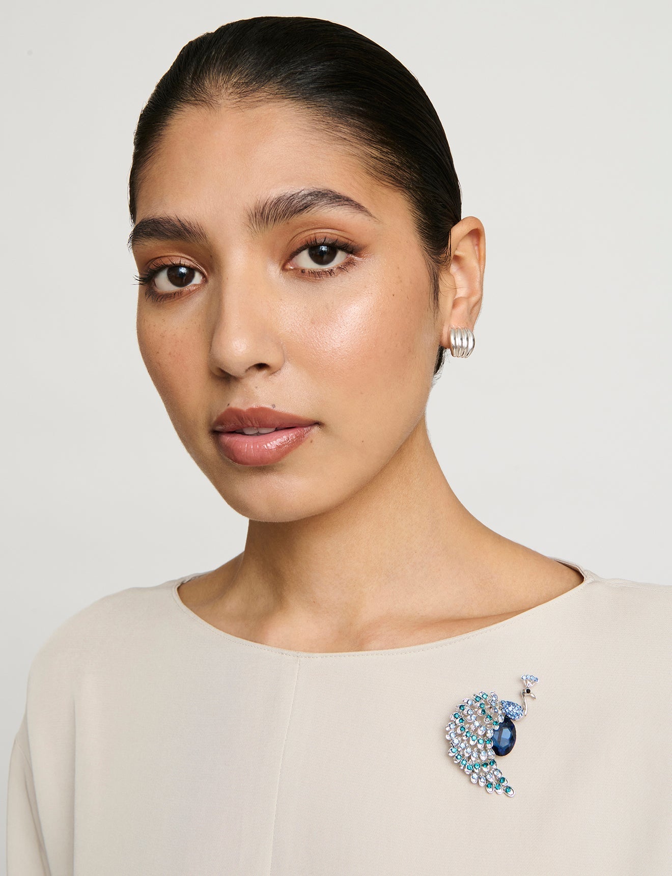 Plumara - Decorative Peacock Motif Lapel Brooch